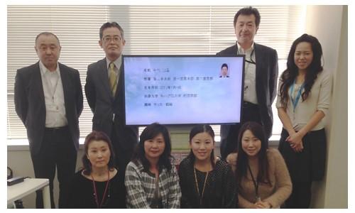 デジタルサイネージで社内の情報共有強化に成功