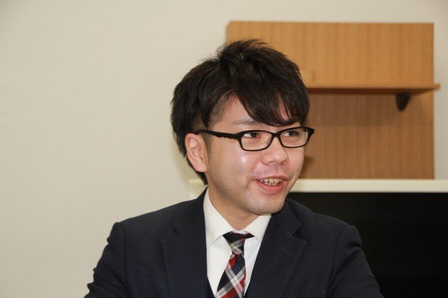 企画部の斉藤氏